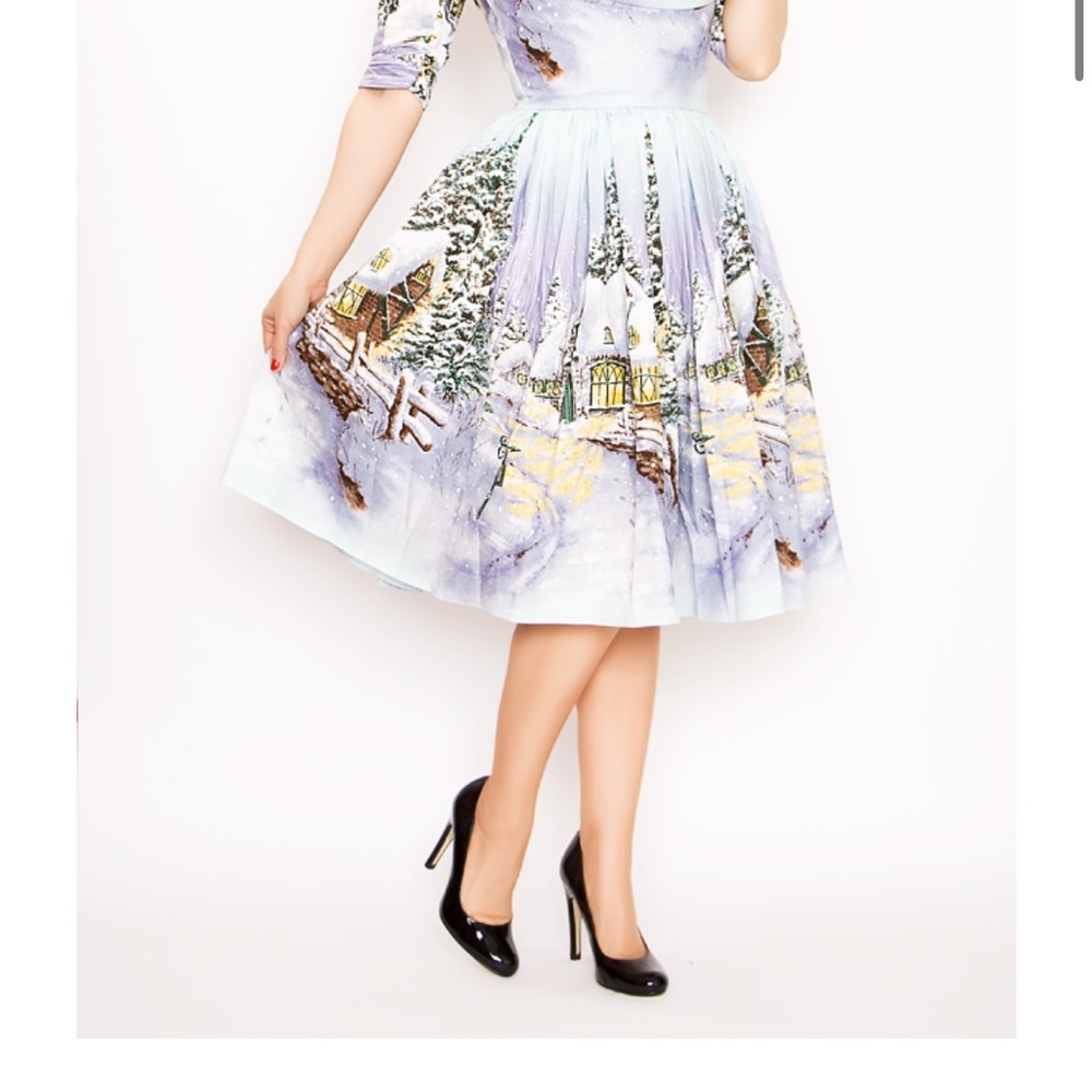 Bernie Dexter Winter Village Print Midi Dress - Picture 7 of 7